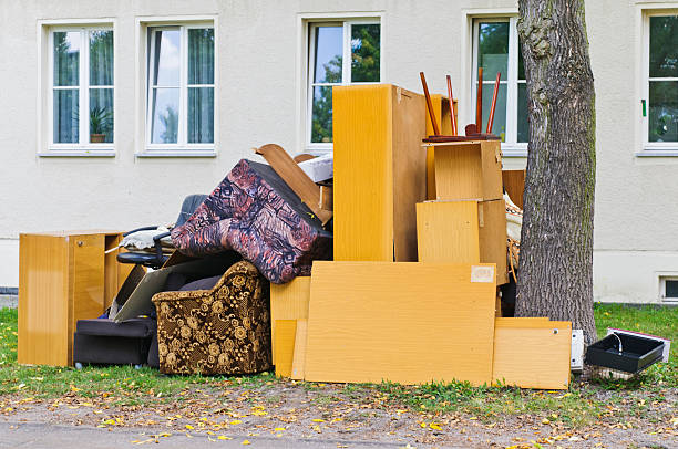 Best Yard Waste Removal  in River Rouge, MI